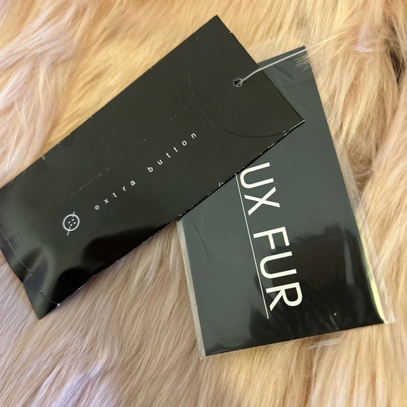 REGAL FAUX FURS Jacket , Light Tan, Women’s Size M , NWT - Picture 5 of 6